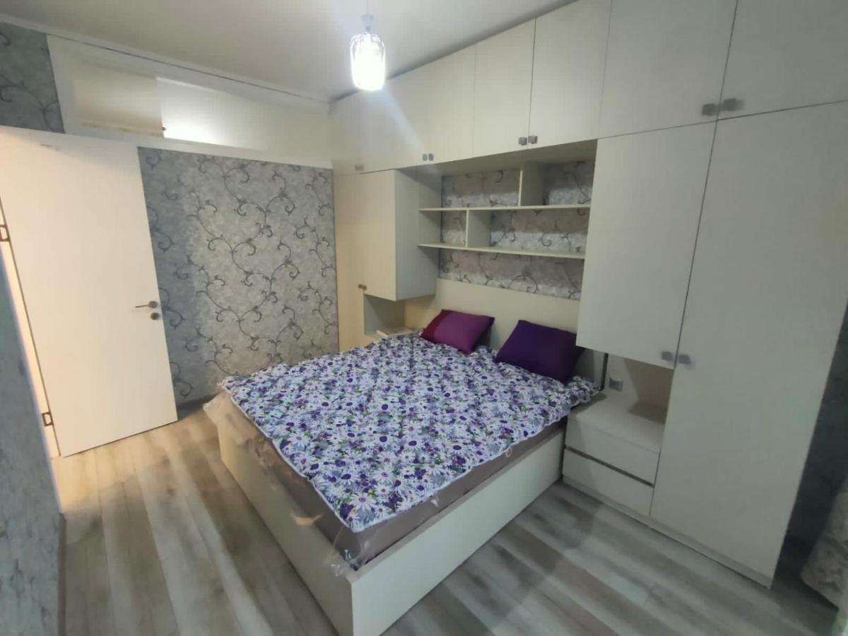 Lilia Appartamento Batumi Esterno foto